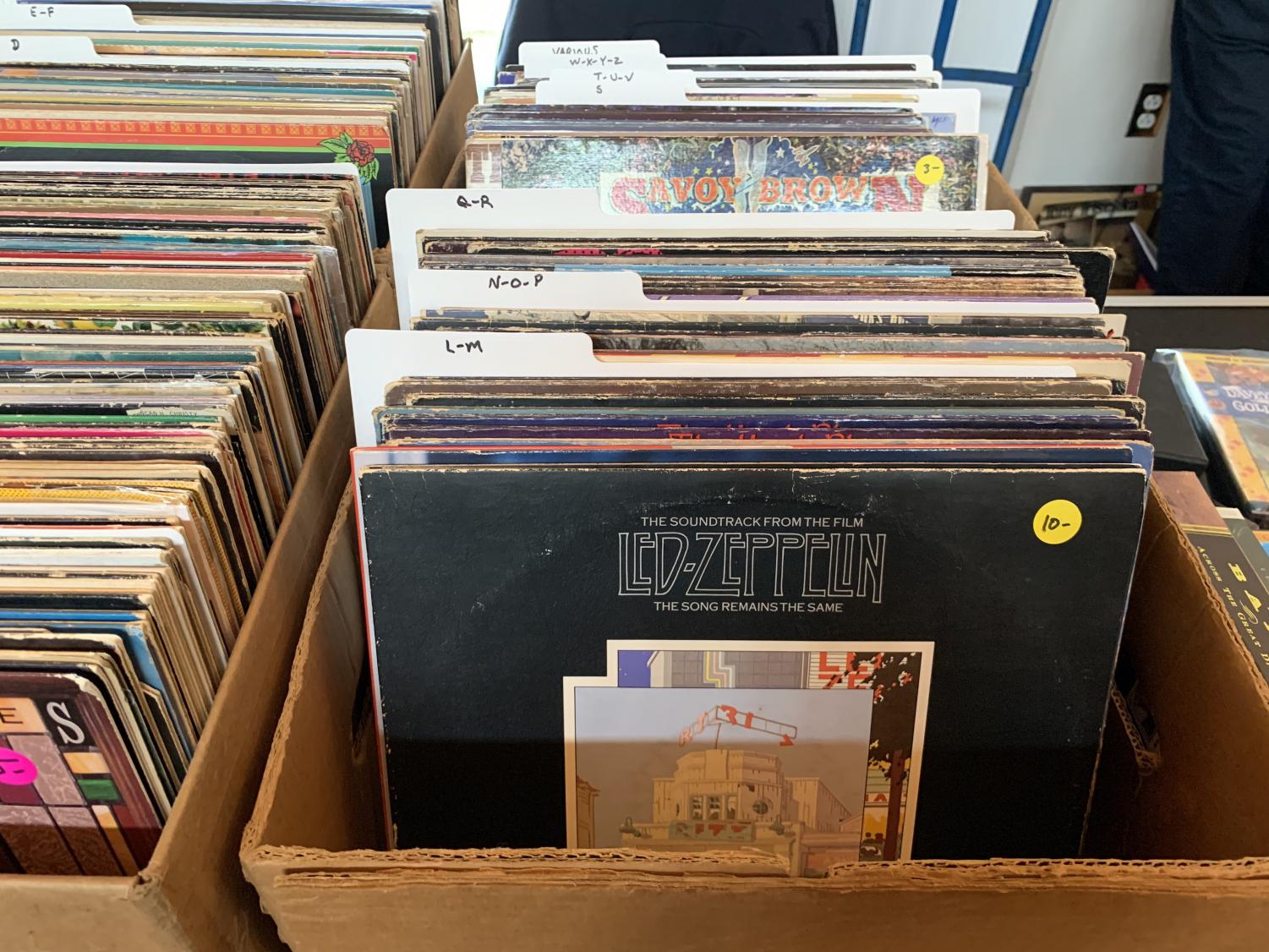 Wesleyan’s Record Fair Brings Big Crowd – The Recorder