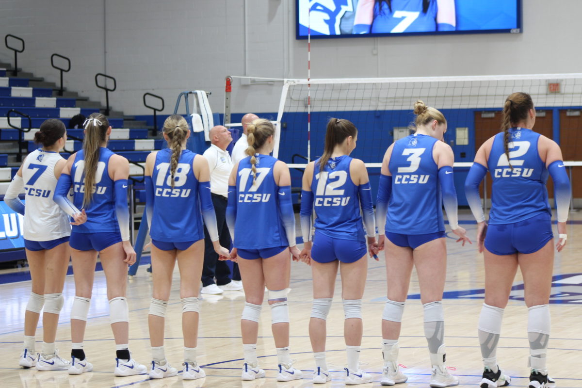 Blue Devils Volleyball Struggles, Loses to Saint Francis 3-0
