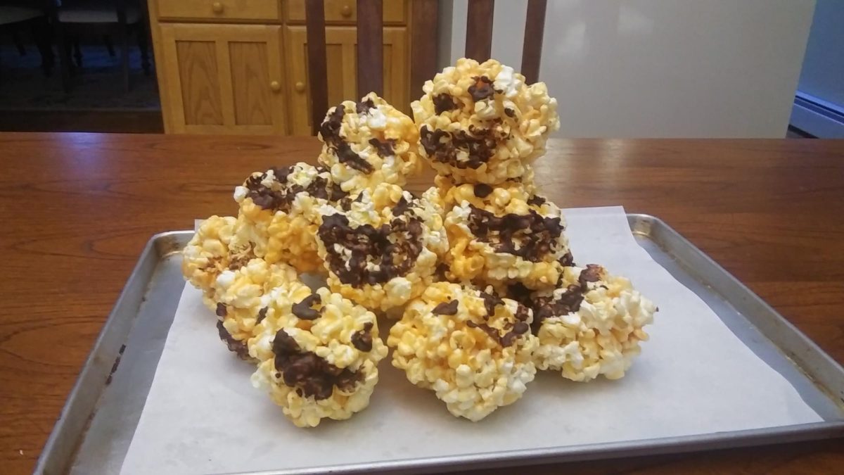 Jack-o'-lantern Popcorn Balls