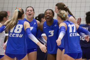 Volleyball Dedicates Weekend to Domestic Violence, Mental Health Awareness