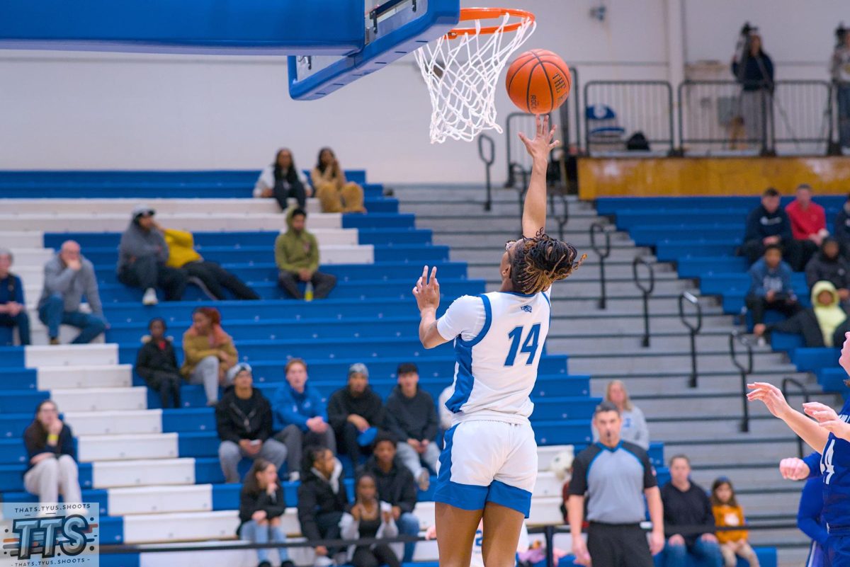 Jessica Farrell going for a layup.