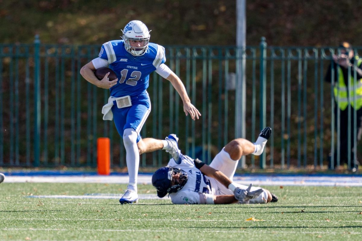 Brady Olson evading a tackle